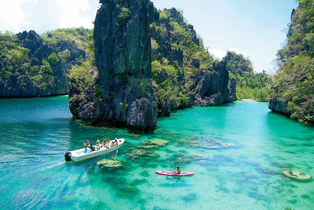 5 Destinasi Wisata Cantik di Filipina, Negara Catriona Gray Miss Universe 2018. Indah Banget Ternyata!