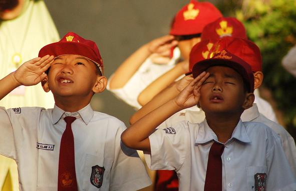 Tentang Hormat Bendera dan Agama