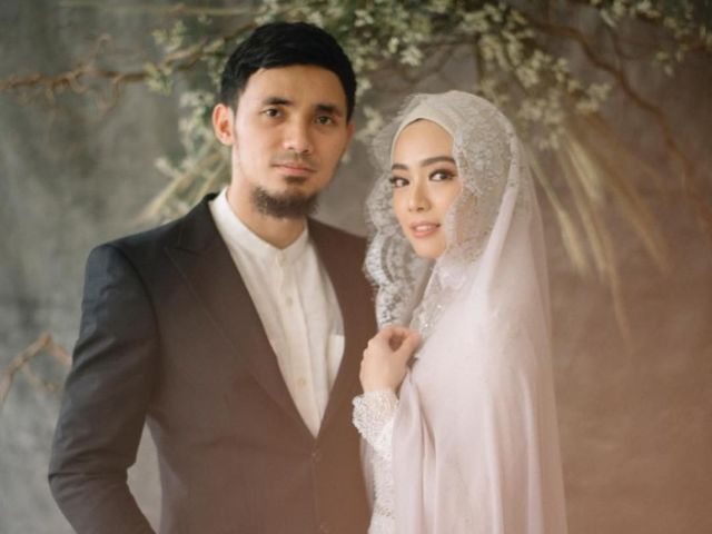 11+ Inspirasi Cantik Post-Wedding yang Lagi Kekinian. Bisa Tampil Mesra tanpa Perlu Sungkan-sungkan, Ya Kan?