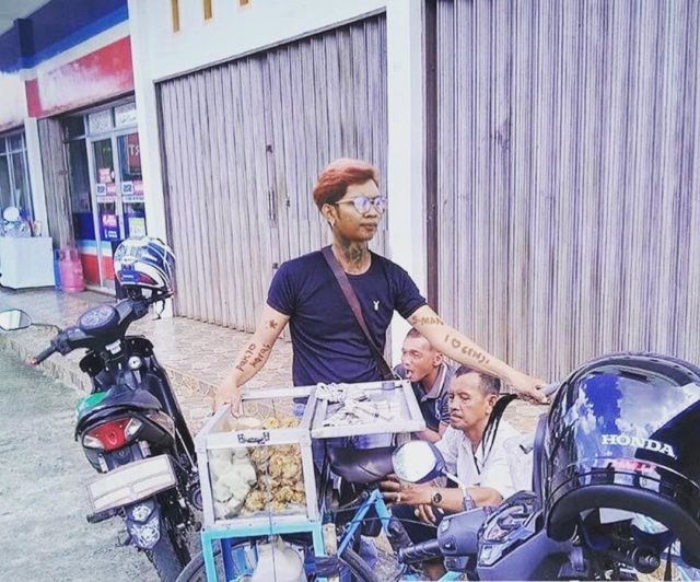 Menilik Gaya Pacaran Young Lex dan Pacar Barunya. Warganet, 'Nggak Kebayang Nanti Anaknya Gimana!