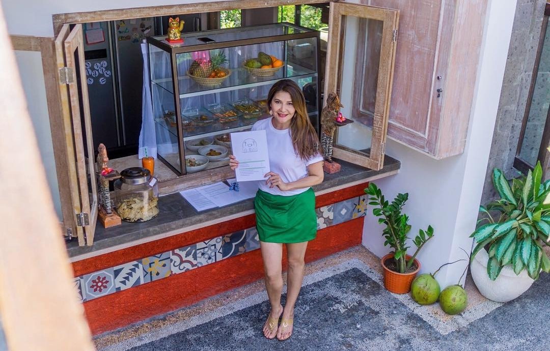 Cantik dan Nggak Jaim, Tamara Bleszynski Buka Warung Makan dan Belanja Sendiri ke Pasar