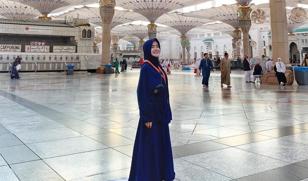 Lepas Hijab Setelah Umroh, Begini Penjelasan Cita Citata Buat Warganet