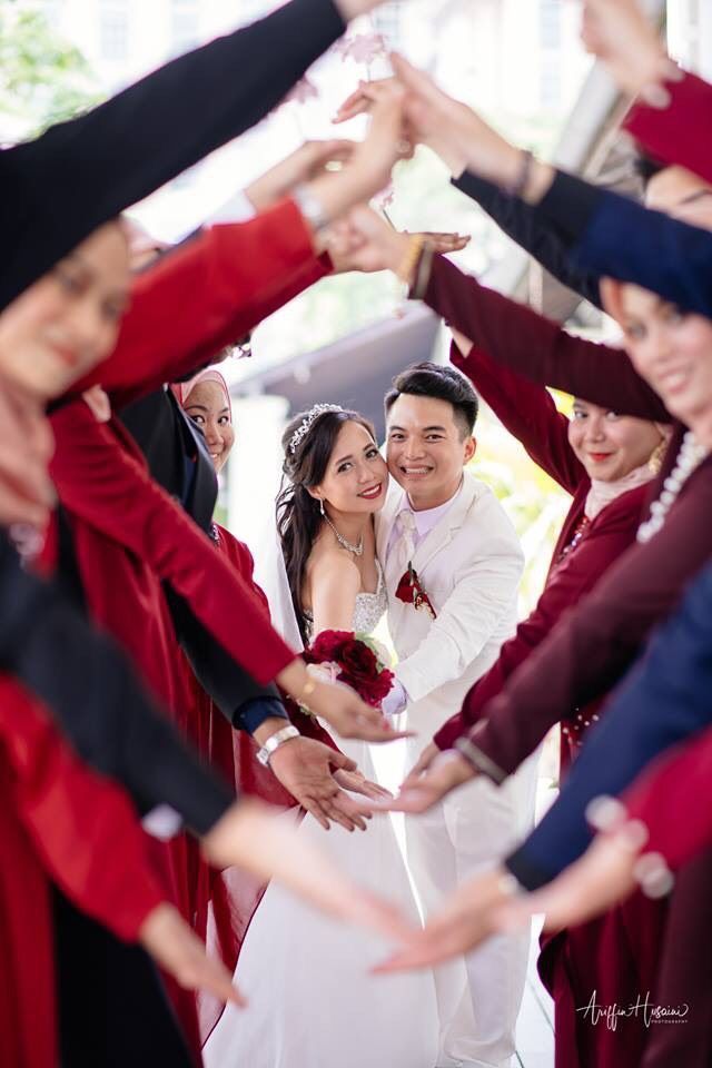 Indahnya Perbedaan, Viralnya Foto Pernikahan di Gereja Bersama Semua Bridesmaid Berhijab di Malaysia Ini Tuai Pujian