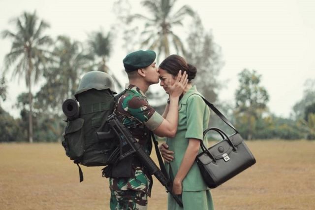 5 Tes yang Harus Dilalui Calon Istri Tentara. Ini Masih di Luar Ngurus Berkas Sebelum Upacara Pedang Pora!