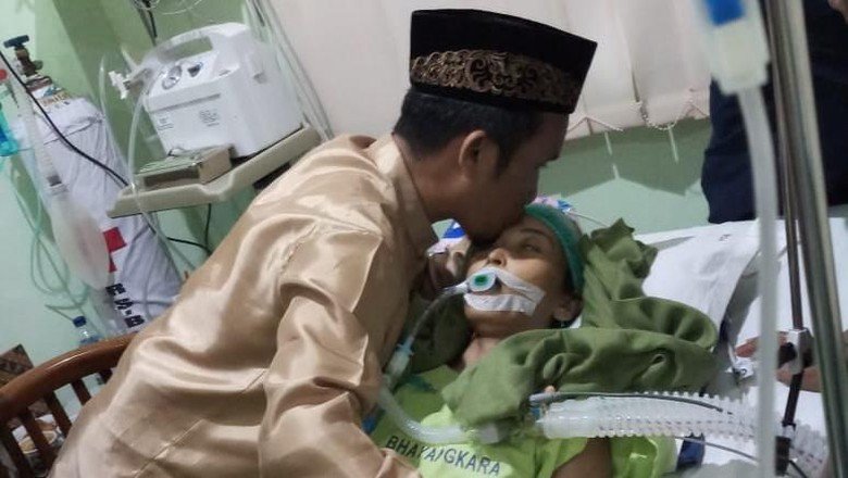 Istrinya Meninggal Karena Kanker Usus, Ustad Maulana: 