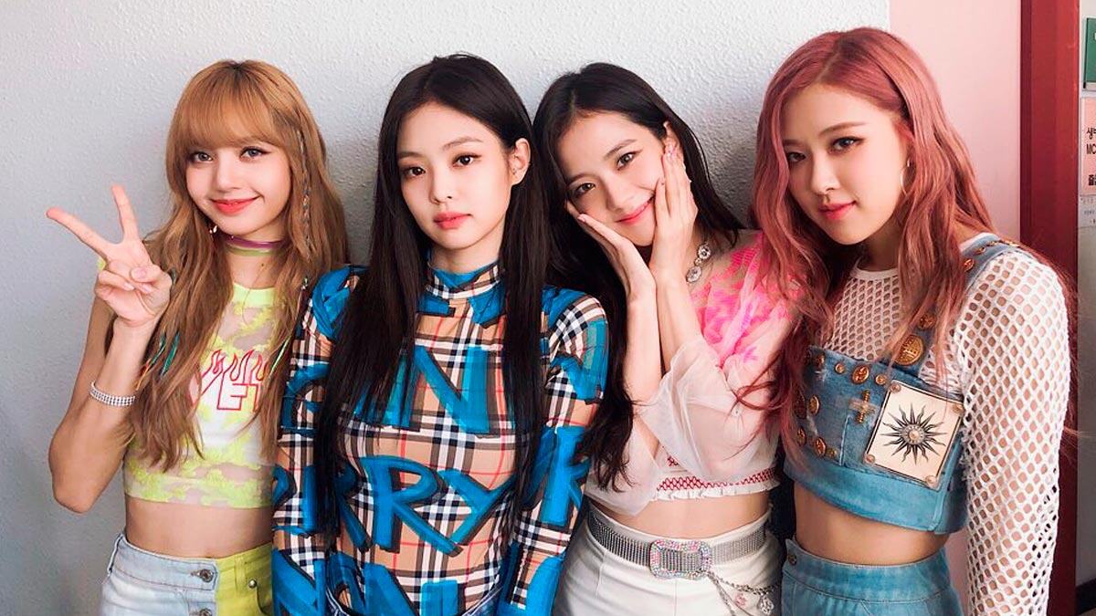 Modest dan Tidak Terbuka, 10 Gaya Personil BLACKPINK ini Bisa Ditiru. Kata Siapa Harus Pamer Paha Melulu?