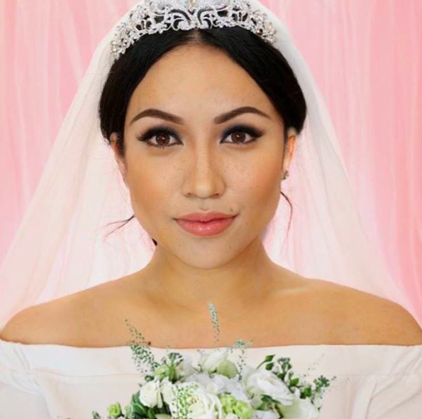 Dari Kepala Terbalik, Seleb Beken Sampai Jadi Cowok, 12 Transformasi Beauty Vlogger Ini Kebangetan Kerennya