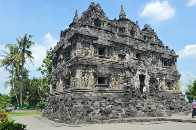 Candi Sari