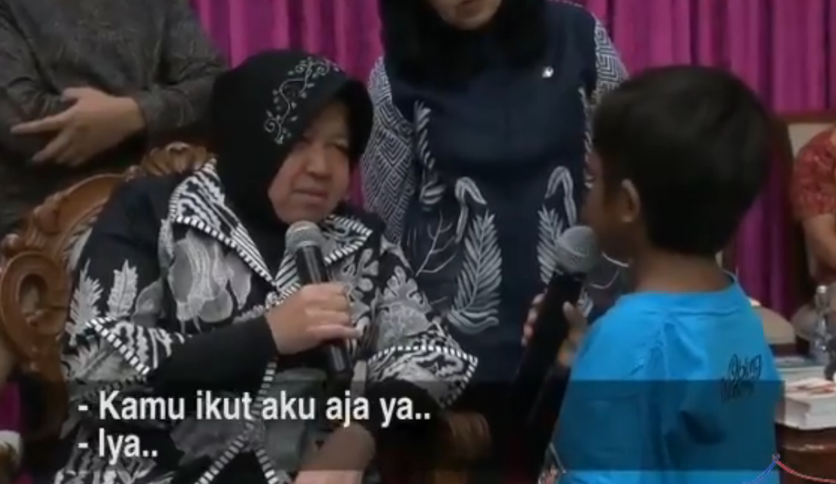 Bikin Mewek Bahagia, Cara Bu Risma Ngobrol sama Calon Anak Angkatnya ini Bikin Perasaan Nano-Nano