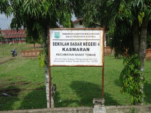 15 Sekolah Dasar yang Namanya Kocak Banget. Tenang, Warganet Jangan Mikir yang Aneh-Aneh, Ya!