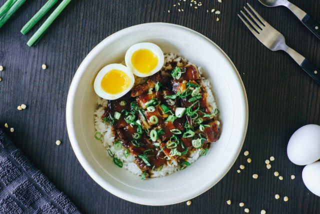 9+ Sajian Telur Rebus untuk Lauk Makan. Masa Menunya Nasi+Telur Rebus+Kecap Manis Lagi?