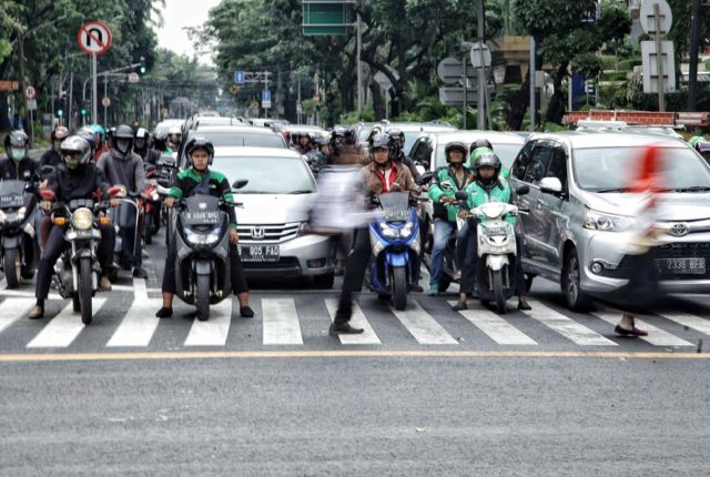 Driver Online Manghadapi Kemacetan di Jakarta