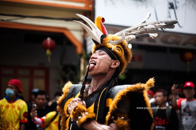 9+ Potret Perayaan Cap Go Meh 2019 di Singkawang yang Menegangkan tapi Spektakuler Abis!