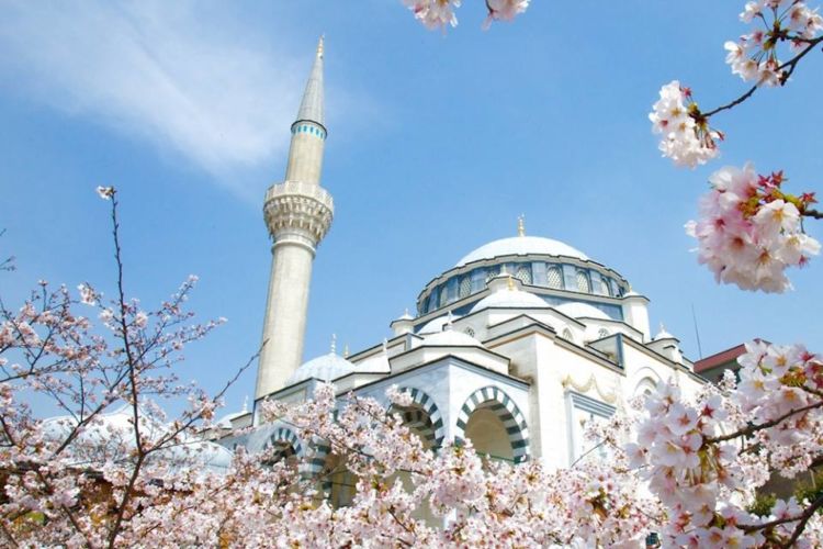 Masjid Camii Tokyo, Tempat Reino dan Syahrini Mengikat Janji Suci. Yuk Intip Masjid Terindah di Jepang Ini!