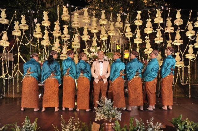 Mengulik Ide Pernikahan Bertema 'Modern Heritage'. Modern Tapi Penuh Unsur Tradisional