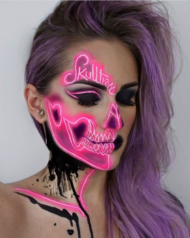 Menjuluki Diri 'The Skulltress', Cewek Ini Viral karena 11+ Potret Kreasi Face Painting Tengkoraknya yang Fantastis