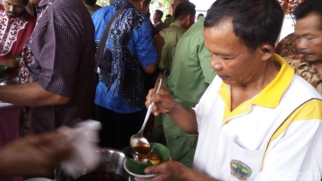 Mengenal Tradisi Sumsuman, Penutup Rangkaian Acara Pernikahan Jawa