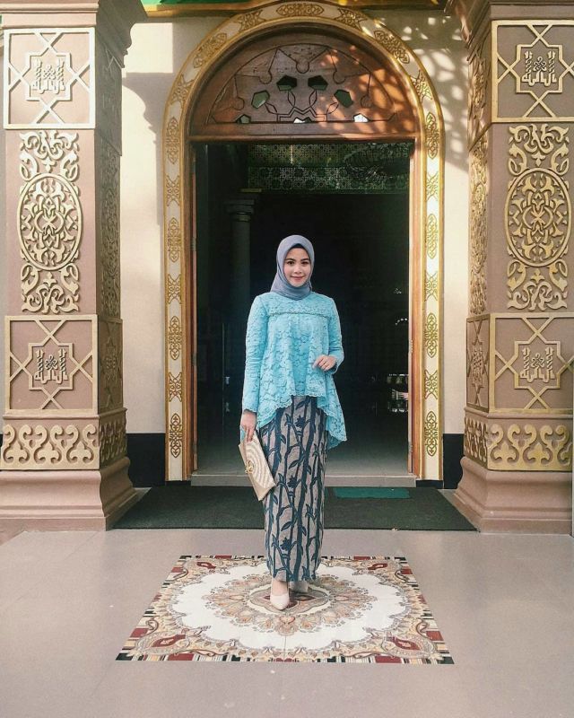 model kebaya tanpa payet