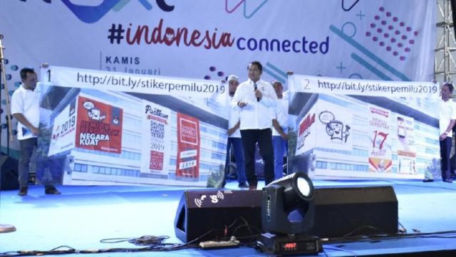 Tagar #YangGajiKamuSiapa Masih Trending di Media Sosial, Menkominfo Udah Kasih Klarifikasi, Guys!