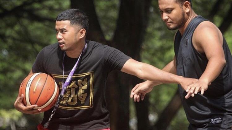 Kehidupan Pelatih Basket Profesional yang Mengadakan Klinik Basketnya di Berbagai Kota Di Indonesia