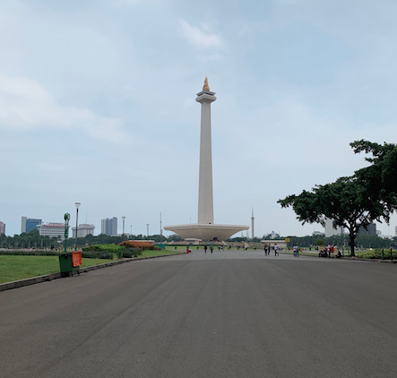 Feature Perjalanan dan Sejarah di Monas