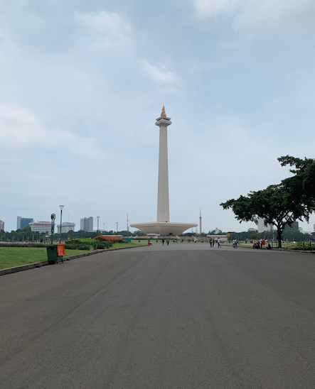 Feature Perjalanan dan Sejarah di Monas