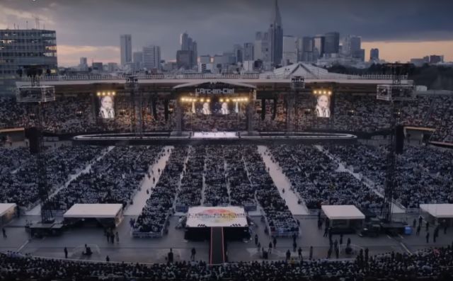 7 Kebiasaan Orang Jepang Saat Nonton Konser ini Patut Ditiru. Rame tapi Tetep Rapi, Kayak Upacara~