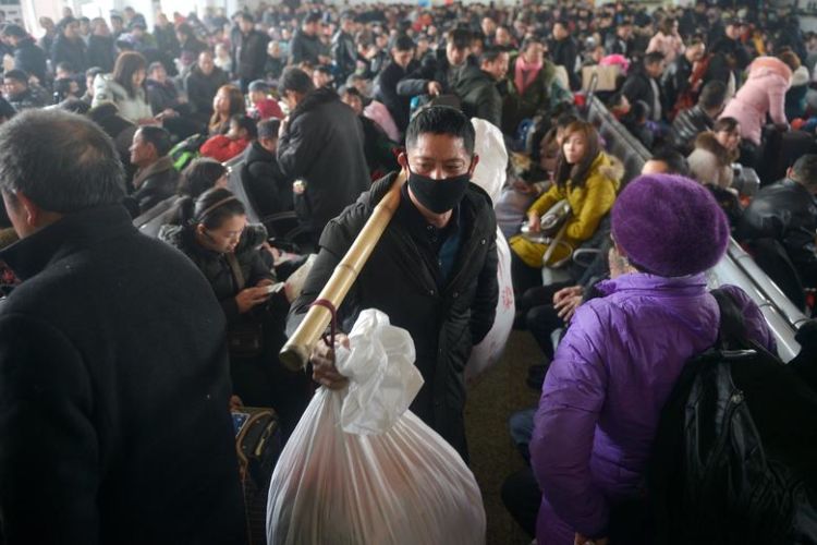 14 Potret Kekacauan di Cina Saat Musim Mudik Jelang Imlek. Miliaran Orang Mudik Bersama-sama!