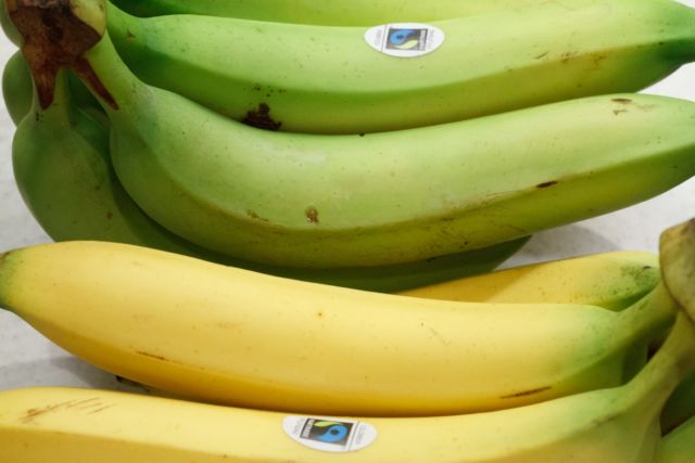 Bukan Soal Mentah atau Matang, ini 6 Beda Kandungan dalam Pisang Hijau dan Pisang Kuning