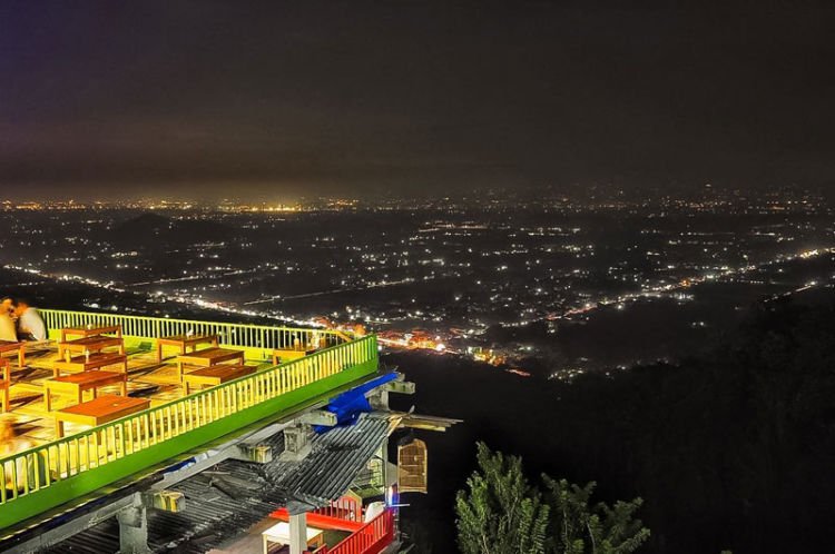 Tempat Nongkrong di Jogja dengan View Bagus