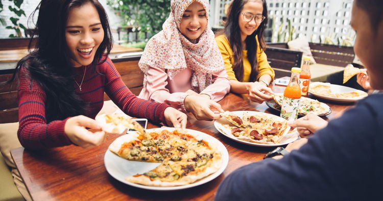 Yuk Kenali Jenis-jenis Perploncoan Alias Bullying di Lingkungan Kerja. Bukan Cuma Saat Sekolah Aja