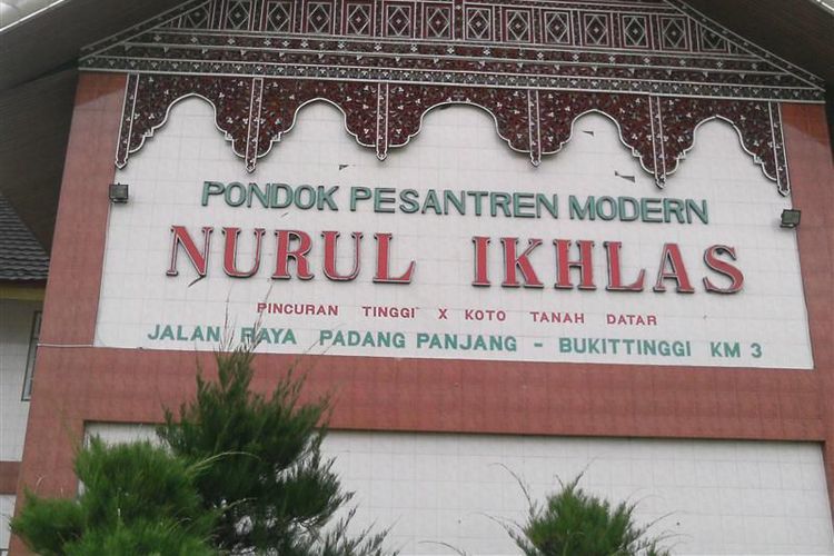 Pengakuan Blak-blakan dari Sepupu Korban Pengeroyokan di Pondok Pesantren. Kok Segitu Teganya?!