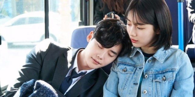 Nonton Drama Korea Tanpa Ada 10 Adegan Khas ini, Rasanya Kurang Gereget deh. Hambar Aja Gitu~