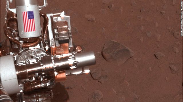 17 Foto Asli Mars yang Diambil dari Jarak Dekat. Hadiah Terakhir Penjelajah Opportunity bagi Manusia