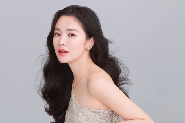 Cerita Song Hye Kyo Soal Dirinya yang Nggak Asal Terima Endorse. Bikin Salut Banget!