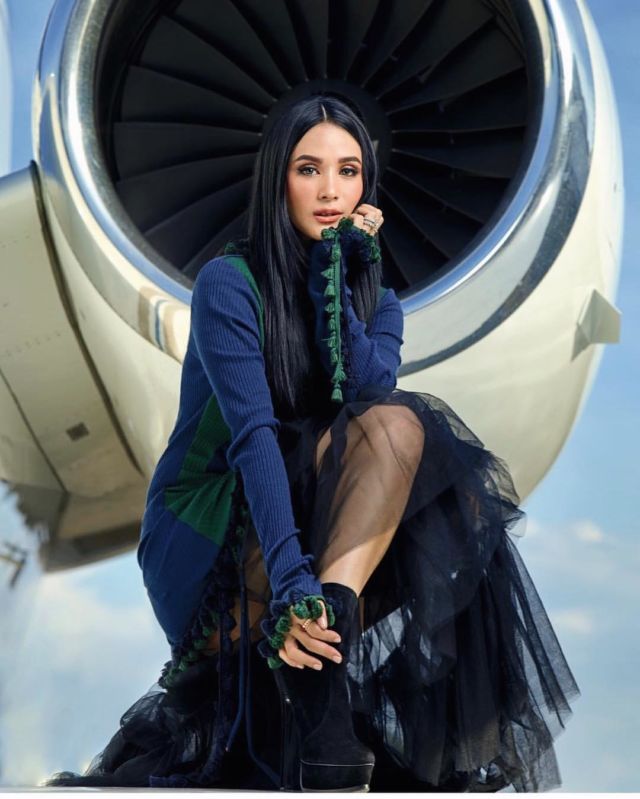 14 Gaya Fesyen Fantastis Heart Evangelista, Sosok Crazy Rich Asians Sungguhan di Dunia Nyata!