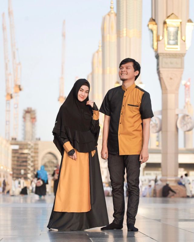 Syahdunya Anisa Rahma dan Anandito Saat Umroh; Pengantin Baru yang Romantis Terus!