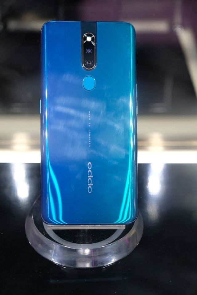 OPPO Resmi Perkenalkan Brilliant Portrait Minim Cahaya Lewat OPPO F11 Pro dan F11