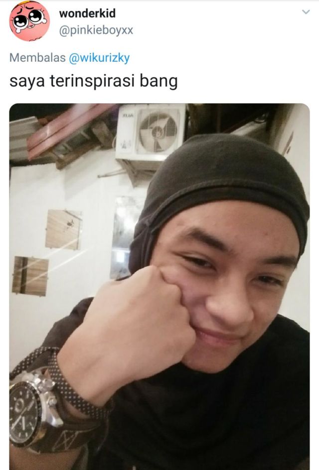 Daripada Beli Hijab Sport Mahal, Cowok ini Beri Solusi Kocak buat Ukhti-Ukthi yang Mau Olahraga