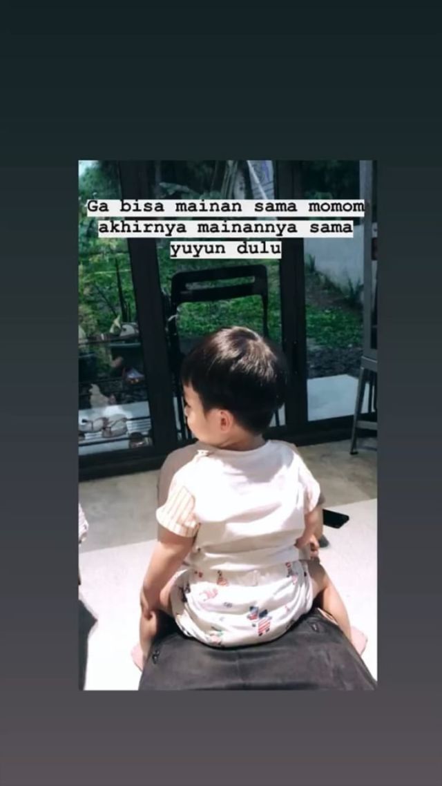 Putri Titian Lahirkan Anak Kedua, Ini 6 Triknya Agar Sang Kakak Nggak Cemburu Sambut Adik Baru