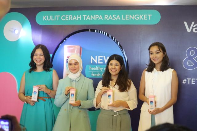 Vaseline Healthy White Fresh and Fair Lotion Bantu Mencerahkan Tanpa Lengket di Kulit