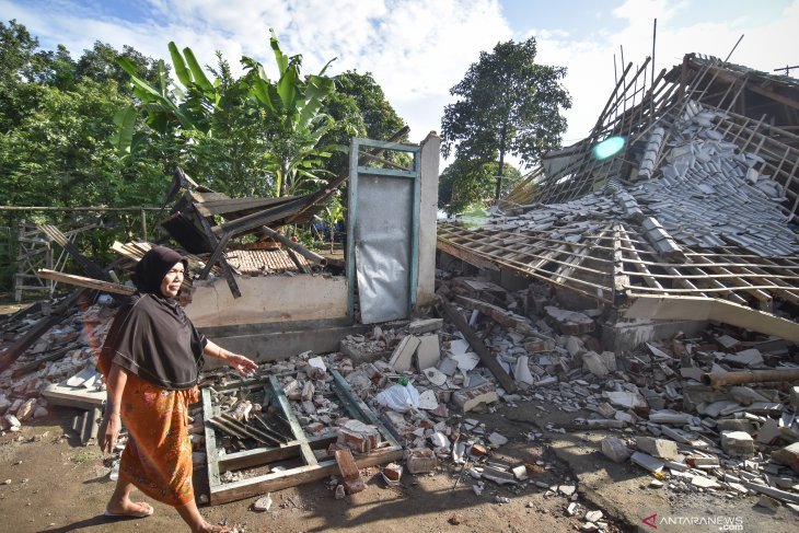 Lombok Kena Gempa Besar Lagi. Wisatawan Malaysia Jadi Korban di Air Terjun Tiu Kelep!