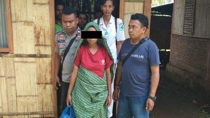 Cinta Terlarang: Mertua Hamil Karena Diselingkuhin Menantunya. Duh, Suami Direbut Ibunya Sendiri :(