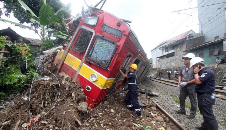 KRL Jurusan Jakarta-Bogor Terguling, Ternyata Begini Fakta-Fakta Penting dan Dugaan Penyebabnya