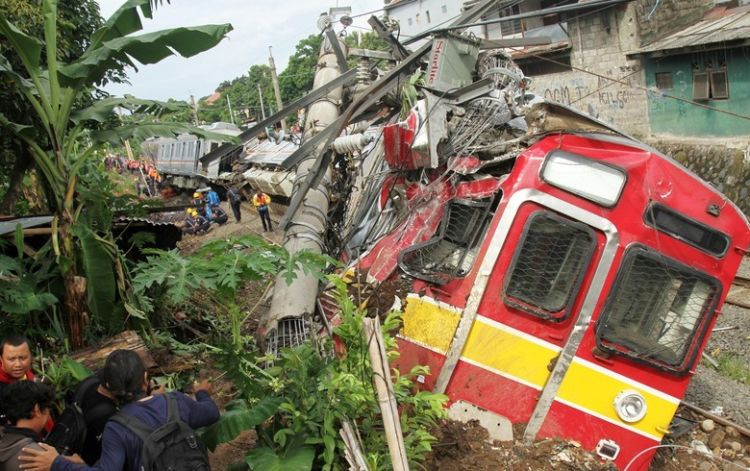 KRL Jurusan Jakarta-Bogor Terguling, Ternyata Begini Fakta-Fakta Penting dan Dugaan Penyebabnya