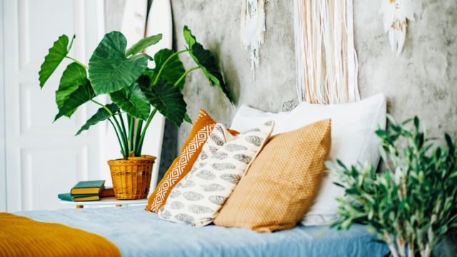 12+ Ide Dekorasi Kamar Bergaya Bohemian yang Bikin Kamu Seolah-olah Kayak Seniman