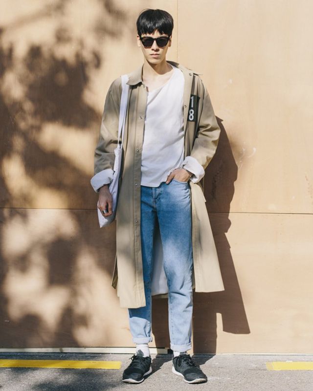 12 Inspirasi Stylish Outfit Guru Matematika Ganteng Asal Korea yang Lagi Viral. Simpel, tapi Elegan!