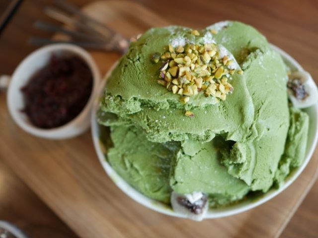 es Krim daun kelor dan greentea