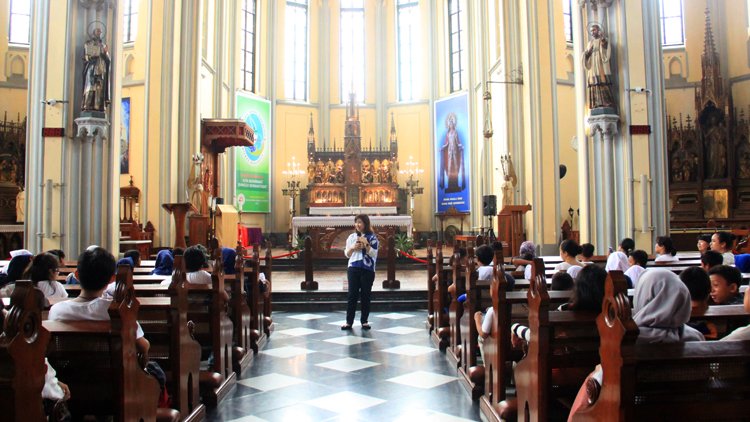 Kampanyekan Kesetaraan dan Keberagaman Indonesia, 400 Anak Marginal Jabodetabek Mengikuti Walking Tour Rumah Ibadah