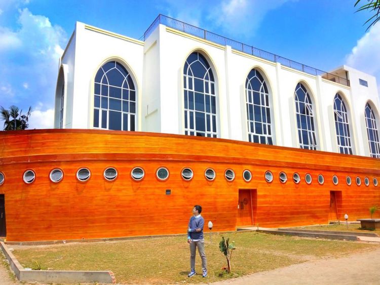 Masjid 'Kapal Nabi Nuh', Tempat Ibadah Sekaligus Wisata Hits di Semarang. Kapan Kamu ke Sana?